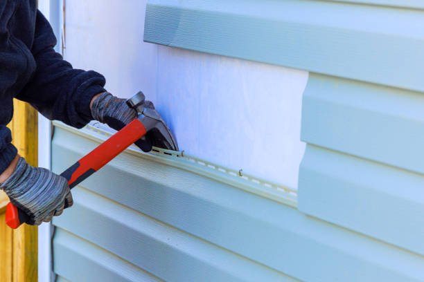 Reliable Siding Repair contractor in Louisville, IL by Squared Siding
